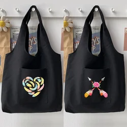 Cartoon Simple Black Shoulder Bag Woman Bag Handbag Casual Color Feather Pattern Printing Large Capacity Tote Bag Soft Commuter