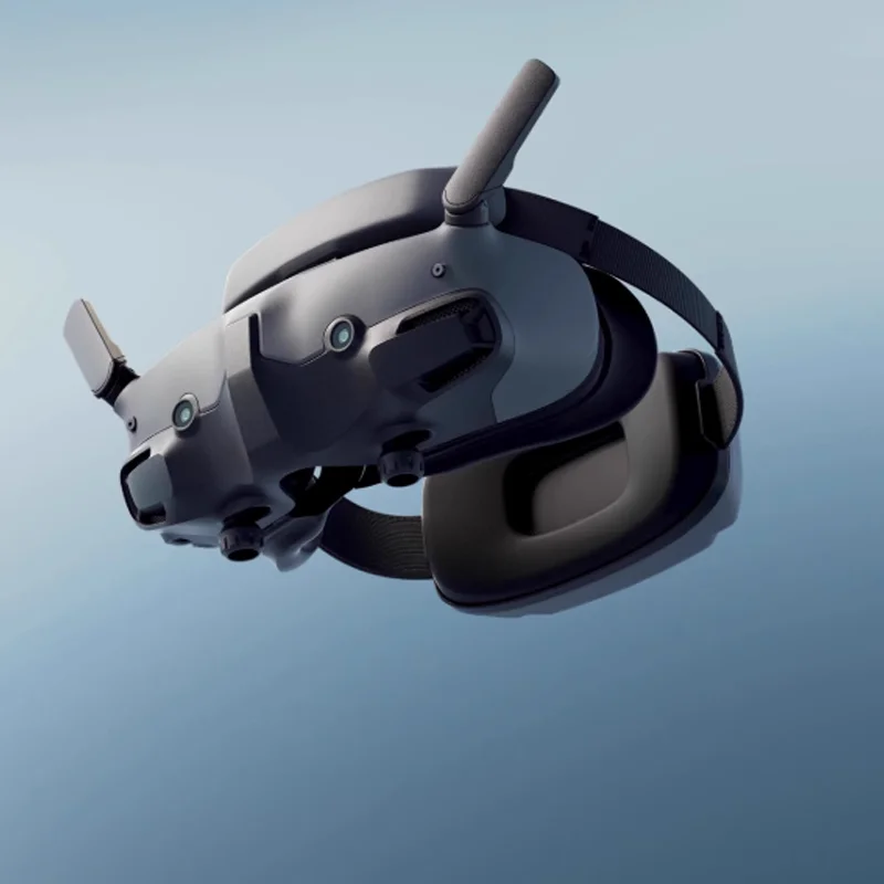 DJI Goggles 3 Immersive FPV Goggles, HD Low-Latency Display with Stable Signal &