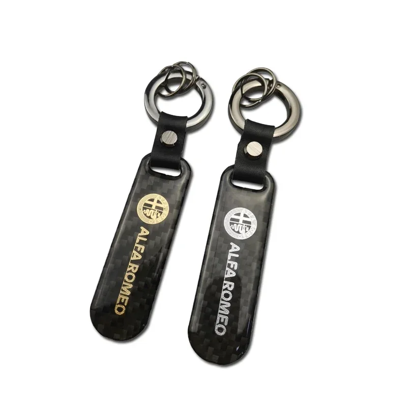 Alfa Romeo Carbon Sleutelhanger - Gouden uitvoering overzicht