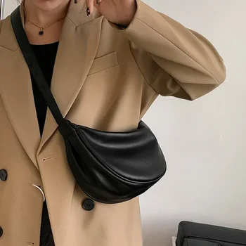 2025 Borse a tracolla a tracolla in morbida pelle Hobos Sac da donna di nuova moda per donna Borsa larga a mezza luna femminile e borsette di marca 1