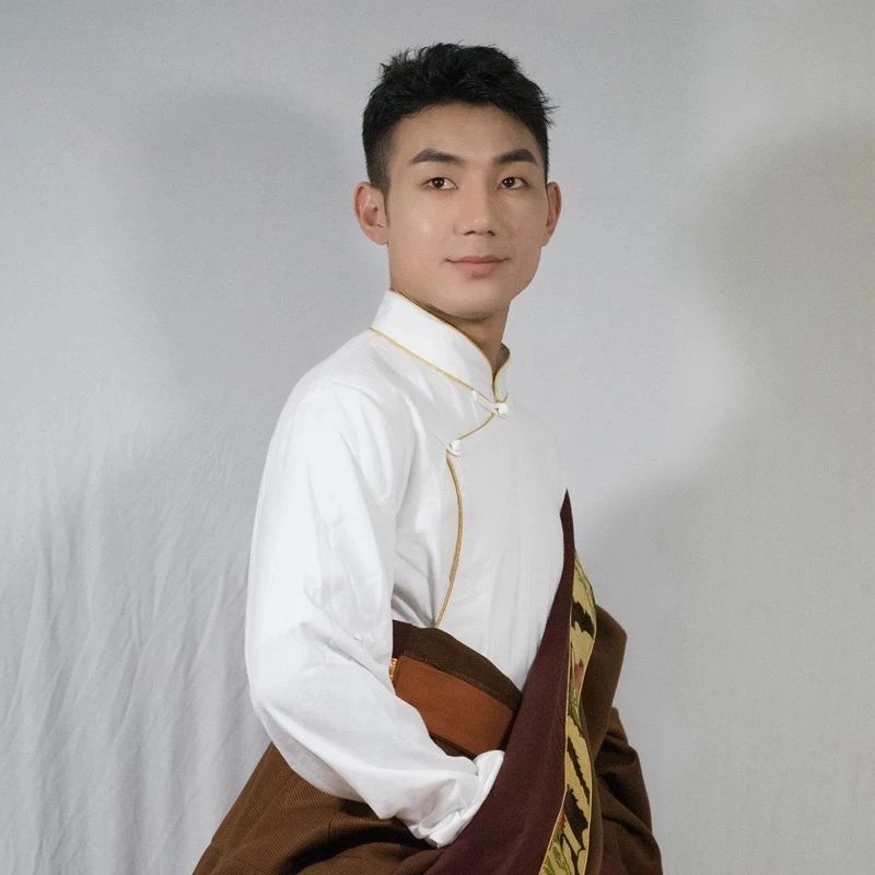 

Tibetan Clothes for Men Cotton Linen Shirt Men Stand-up Collar Long Sleeves Loose Chinese Traditionnel Retro Tops Tibetain