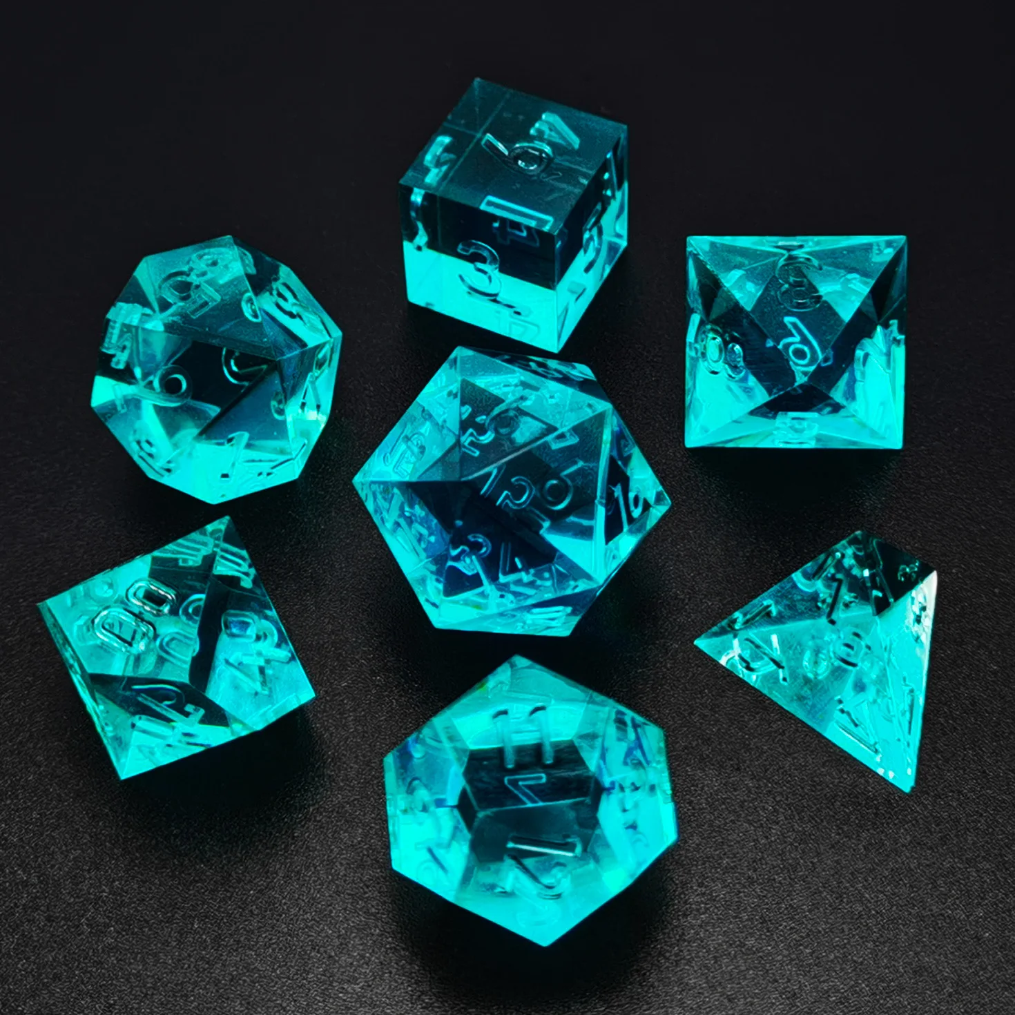 Bescon Crystal Clear Unpainted Sharp Edge DND Dice Set of 7 Razor Edged Polyhedral D&D Dice Set for Role Playing Games spindown dice set
