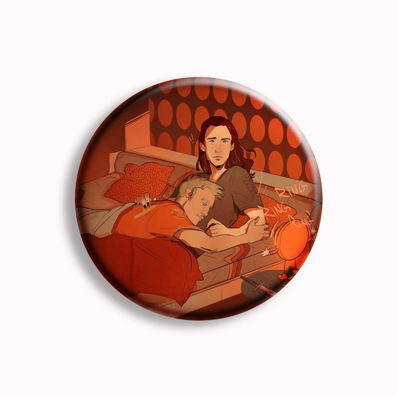 thumbnail image 1 of Broche de dibujos animados de Loki y Mobius con forma de fan art, creativo, divertido, con forma de robot de amor, insignia para sombrero, decoración de ropa, regalo para amigos y amantes, 58 mm, 1 of 5