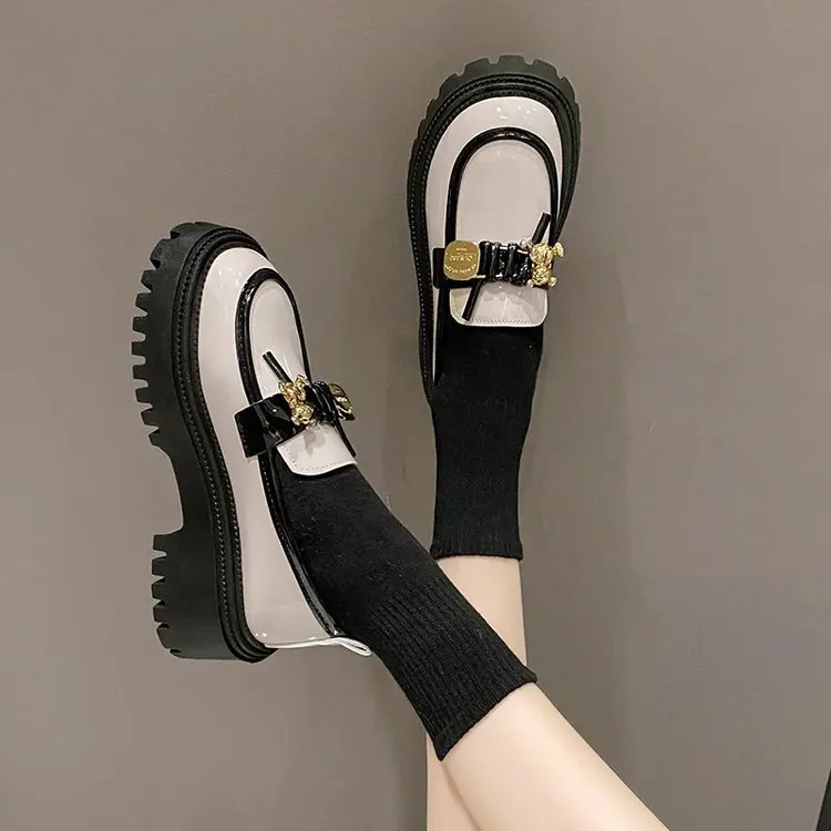 

Женские кроссовки с круглым носком, черные туфли-оксфорды на плоской подошве, лоферы смешанных цветов на осень, 2023