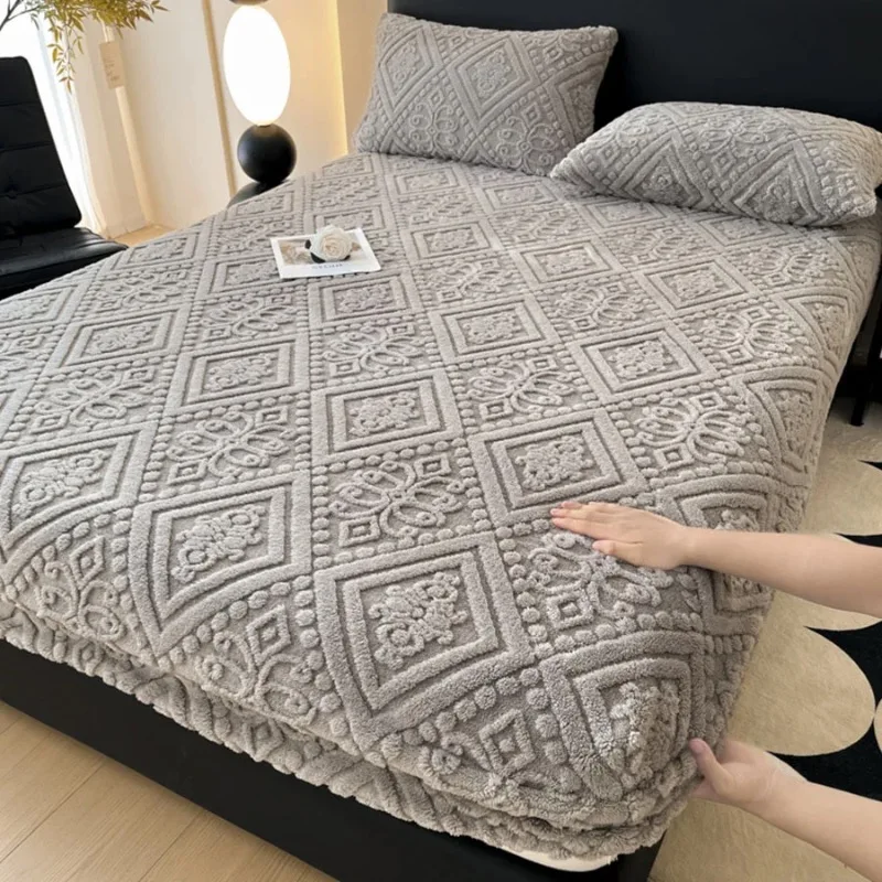 Winter Thick Warm Coral Plush Mattress Cover High Elasticity Anti-Slip Breathable Suitable Bedroom Soft Bed Sheet 1