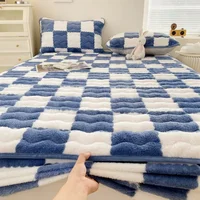 Soft Warm Plush Mattress Protector Cover Winter Couple 2 People Black White Plaid Elastic Fitted Sheet Bed Protection Pad 1