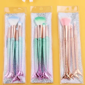 Set di pennelli per trucco a sirena Polvere cosmetica Ombretto Fondotinta Pennello per fard Strumento per trucco di bellezza morbida Maquiagem 6 sfumature di colore