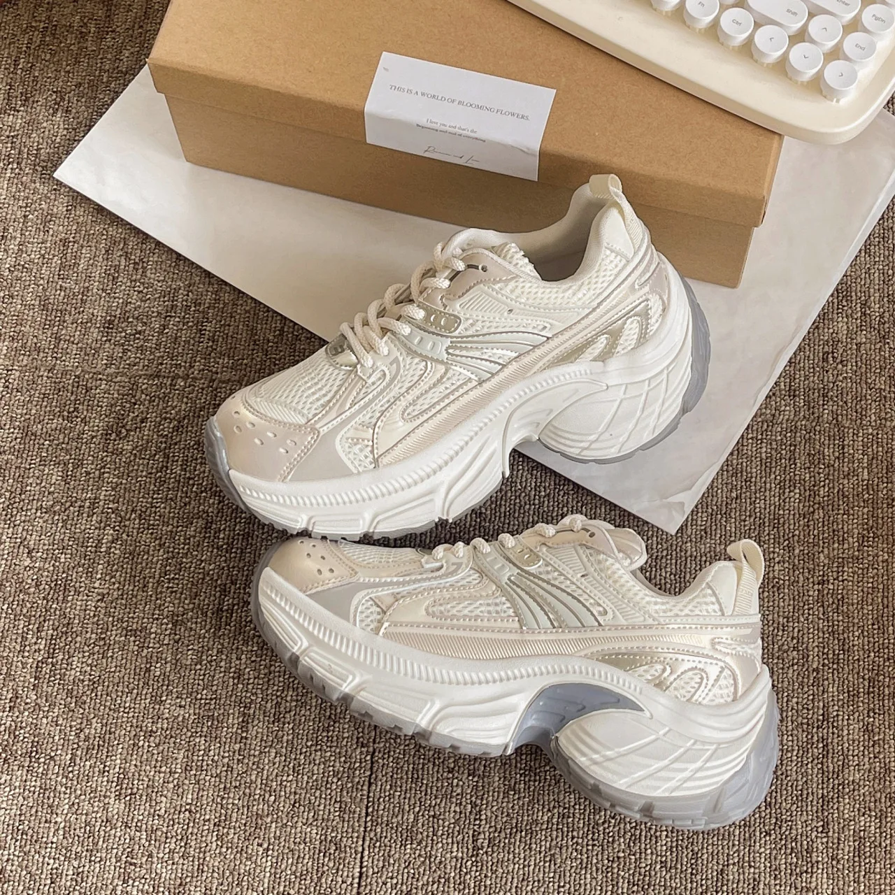 

Новинка, ретро, модная повседневная обувь, толстая подошва, дышащие спортивные туфли для папы