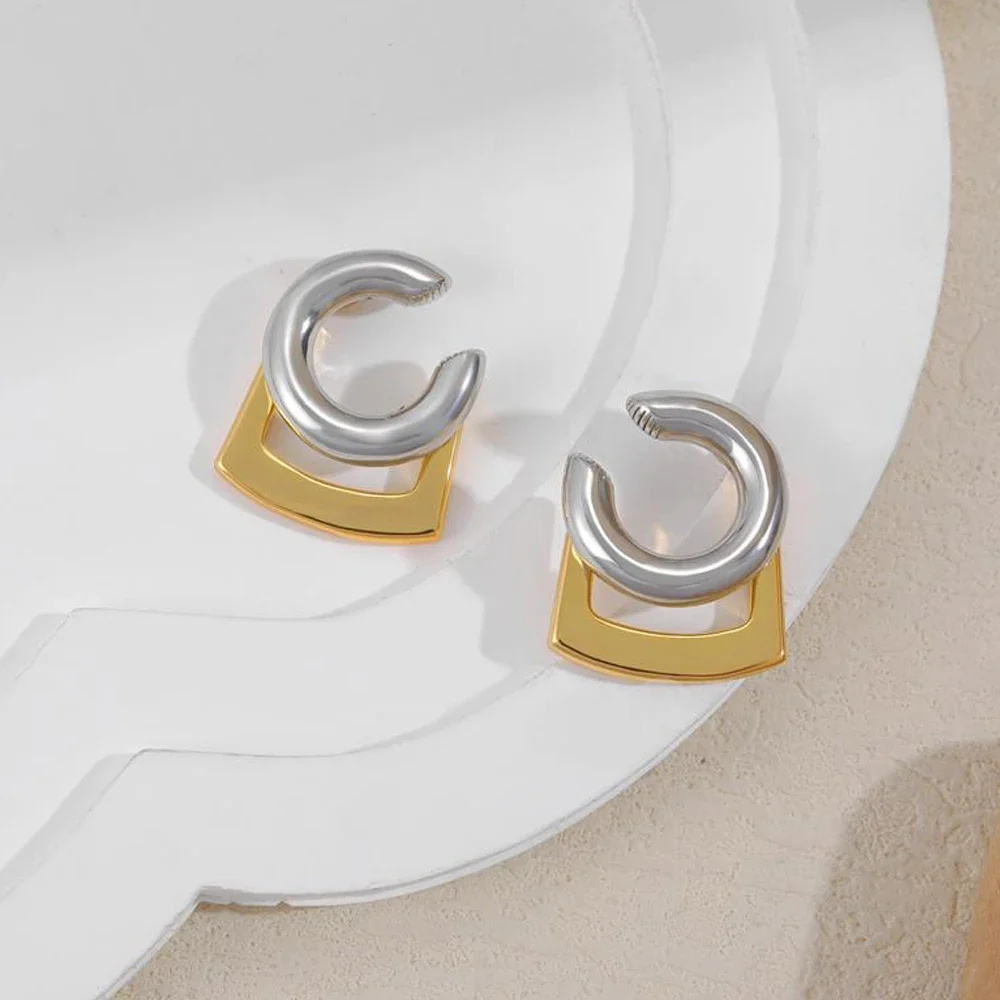 Personality Rock Double-layer CC Clip Earrings Women Two-color Non Piercing Earclip PVD Stainless Steel Girls Statement Jewelry