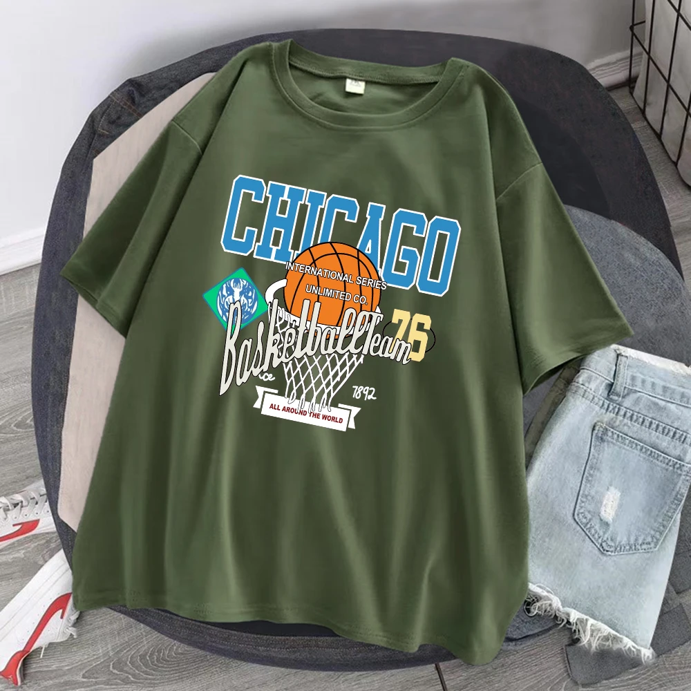 Oversized NBA® Chicago Bulls™ Gender-Neutral T-Shirt for Adults