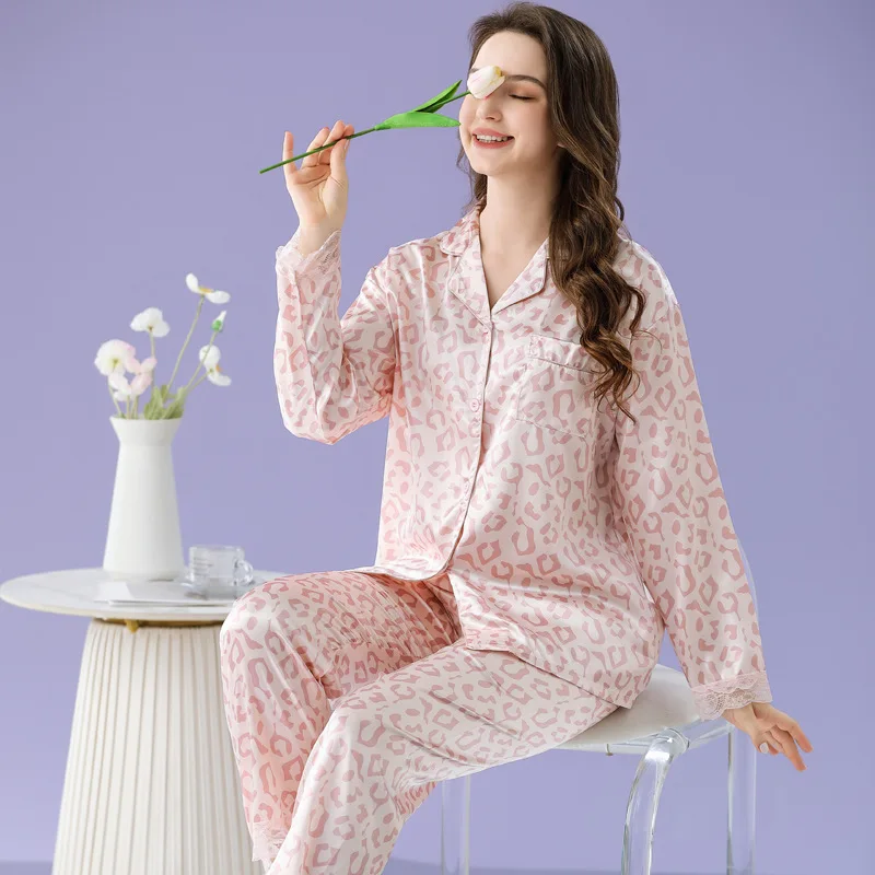 

Пижамный комплект женский из 2 предметов, атласная пижама из искусственного шелка с леопардовым принтом, одежда для сна с длинным рукавом, домашняя одежда, весна-осень