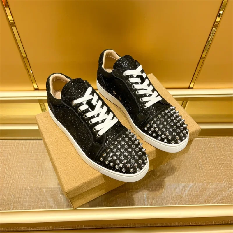 

Luxury Designer Red Soled Shoes Sky Star Leather Men's Shoes Rivet Sequins Breathable Low Top Casual Board Shoes Nightclub Shoes