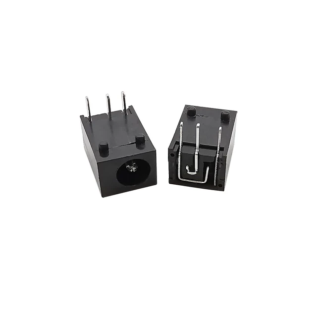 2 Polig Buchse Stecker Mänlich-Weiblich DC 12V – -LED