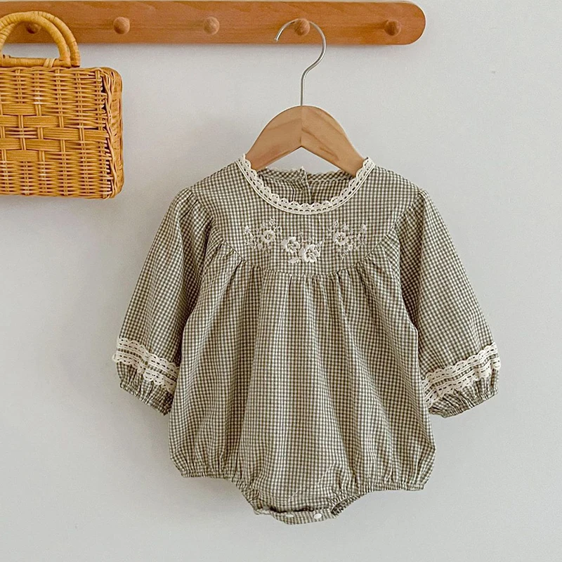 

Korean Style Toddler Baby Girl Romper Plaid Embroidery Cotton Long Sleeve Newborn Baby Girl Jumpsuit Autumn Spring Clothing