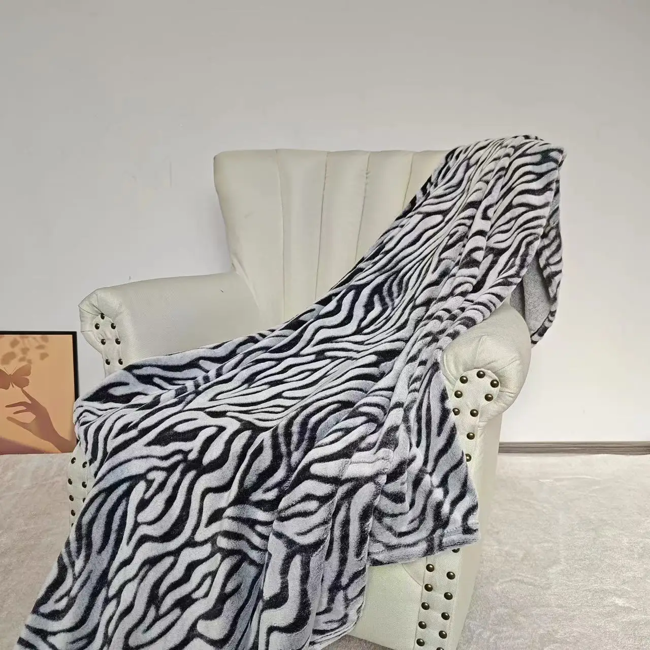 ���ö ���� 3D �����ĵ� ��踻 ���� ħ�� ������ ���, 1 ��