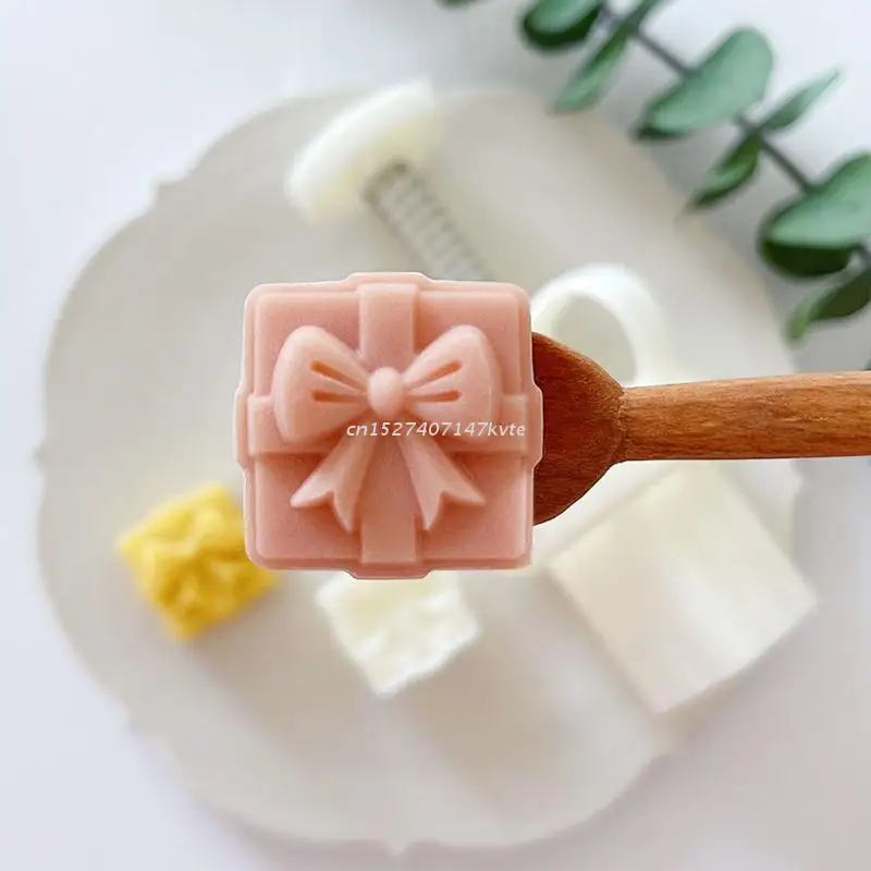 MoonCakeMouldMungBeanCakeMoldCookieStampsForMidautumnBows