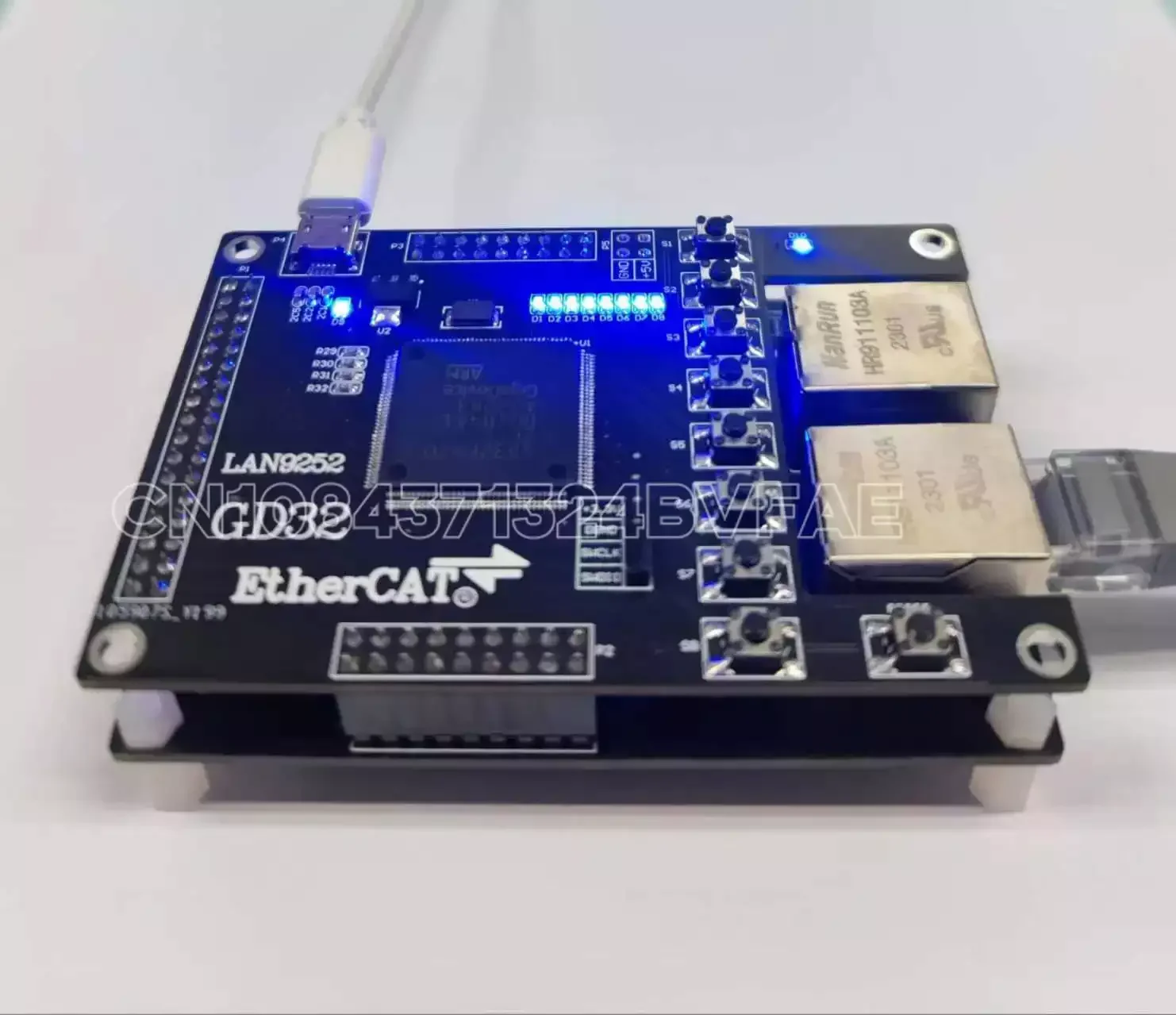 

Ведомая станция Ethernet 32IO CIA402 LAN9252 GD32F407, макетная плата