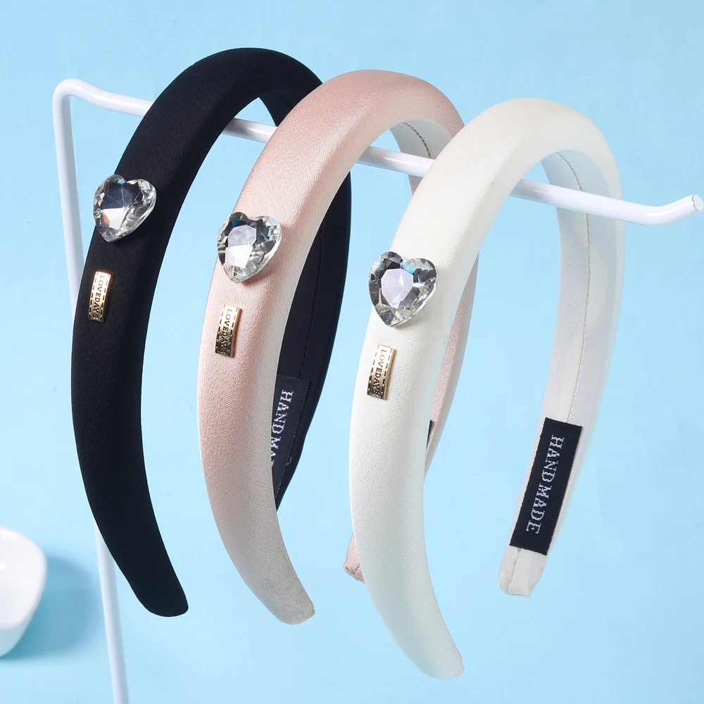 

2024New High-end Satin Sponge Love Hair Band for Women Luxury Temperament Suitable for High Party Headwear Hair accessories