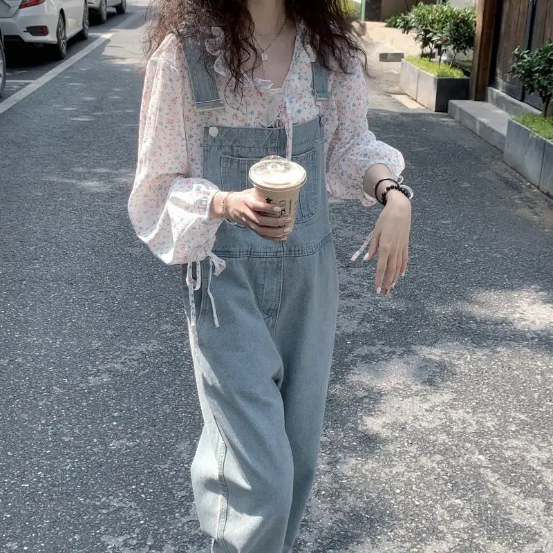 Women Strap Denim Jumpsuit Ladies Loose Fit Jeans Rompers Vintage Tide Casual Female Ripped Pocket Suspenders Overall Playsuit jeans ladies new printed overalls women spring and summer loose all match fashion casual pants fashion jeans jumpsuit