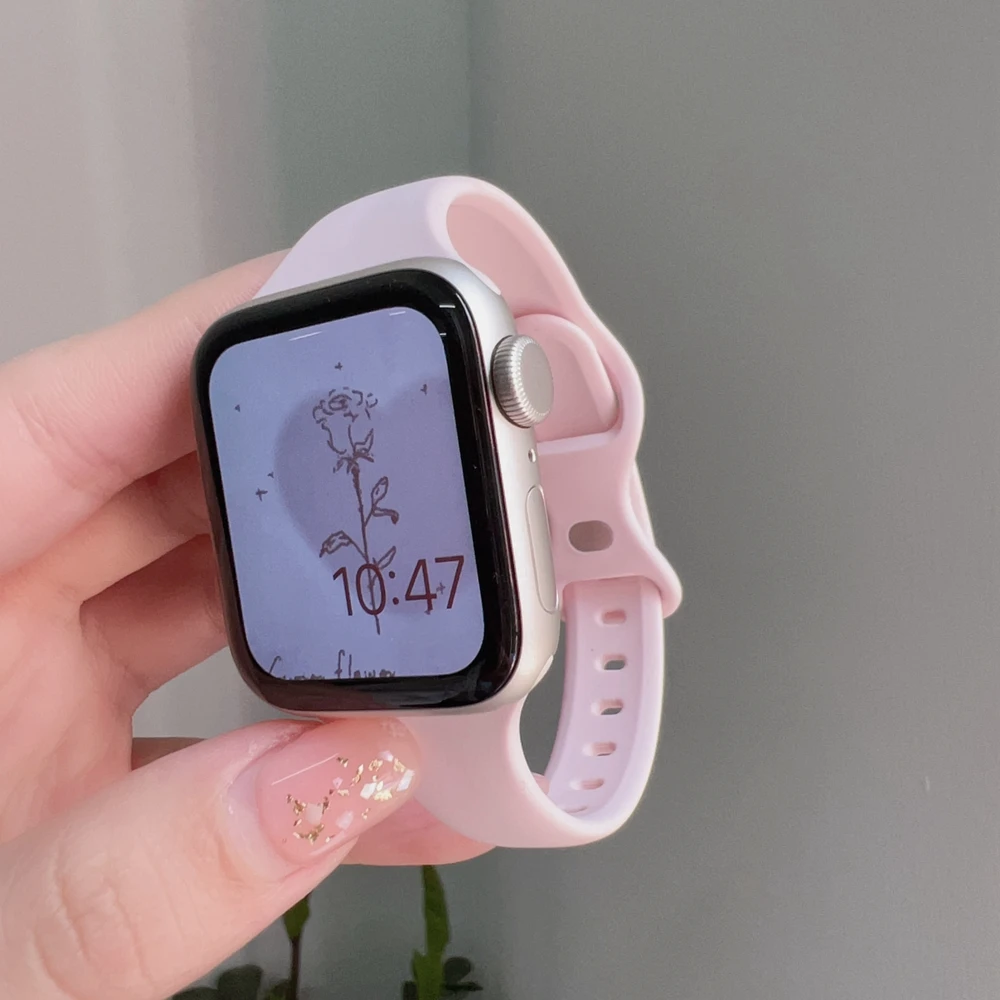 Silicone Loop Strap for Women - Durable Rubber Watch Band Replacement