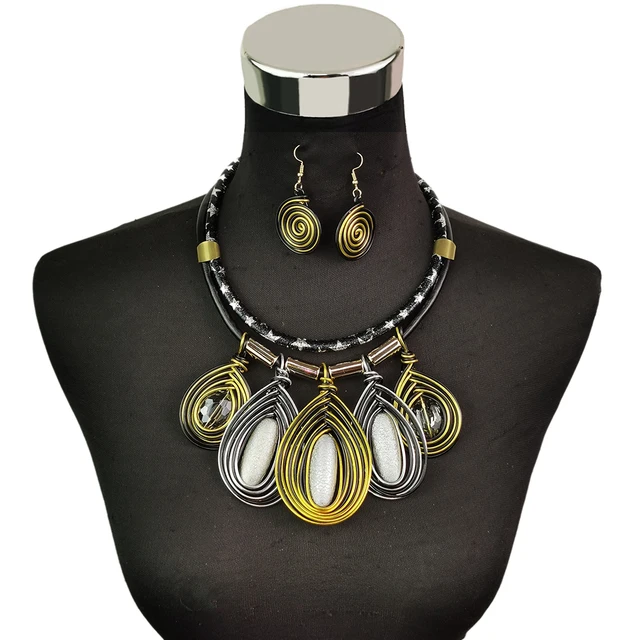 Collana Con Ciondolo Bambolina Vestito Seta Grigio Con Swaroski, Co - Foto 8