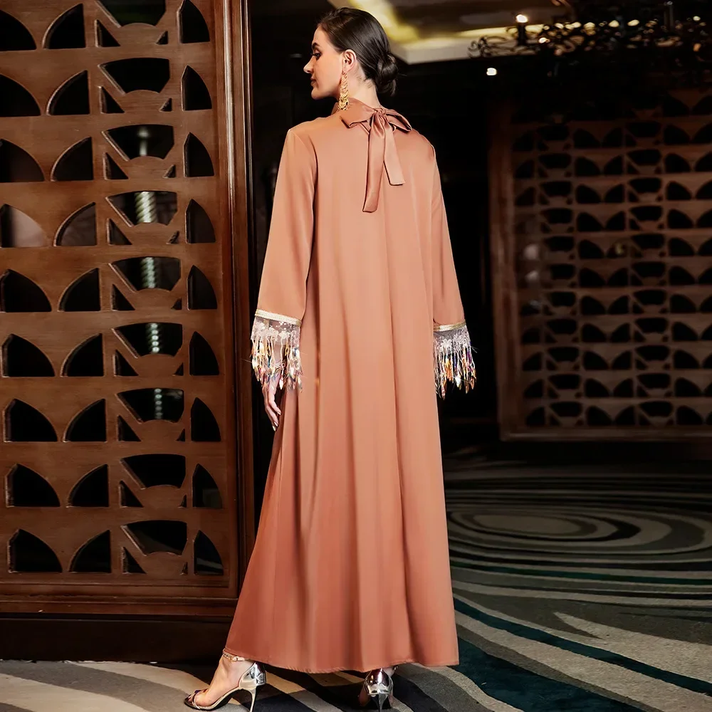Muslim Gradient Tassel Abaya Dress Women Chic Hand Sew Rhinestone Hollow Out Stand Collar Long Sleeve Arab Dubai Party Robe