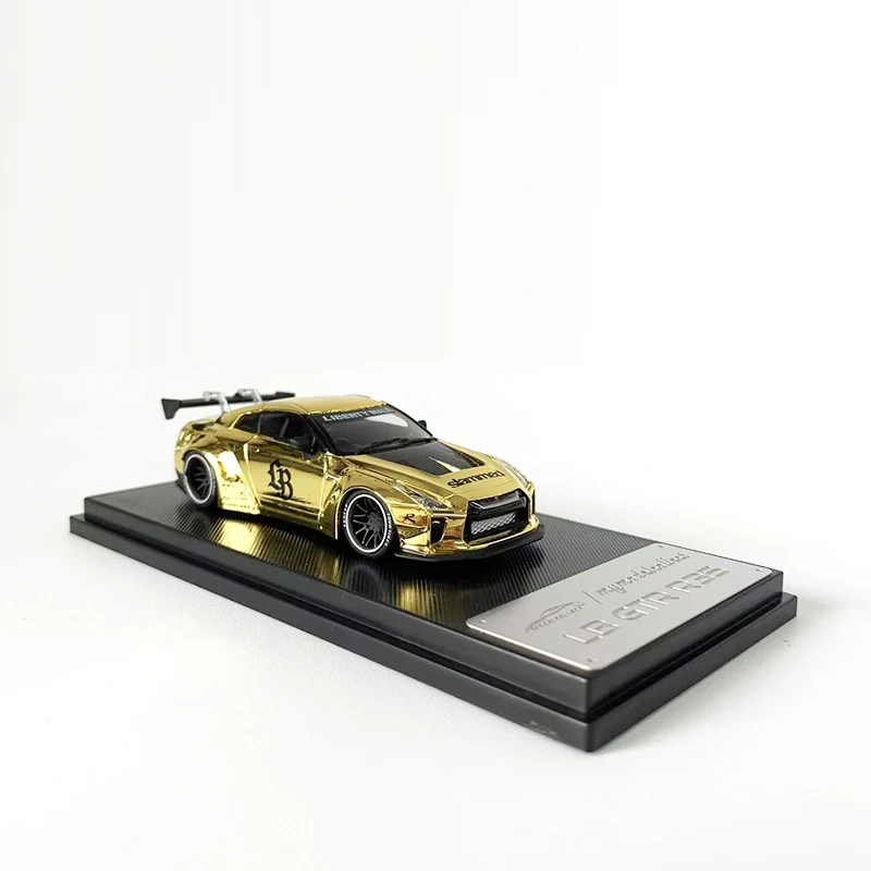 MC 1:64 Model Car GTR R35 LB Wide Body Alloy Die-Cast Vehicle Collection -Chrome Gold 6