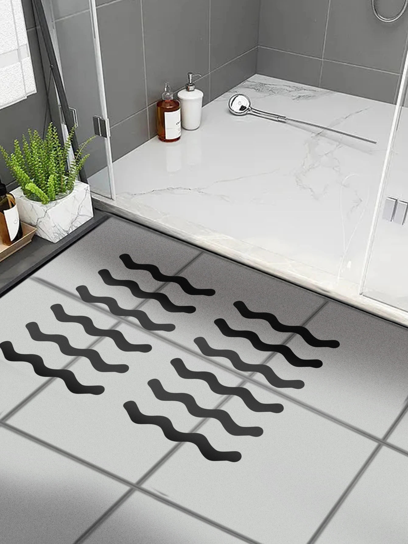 Anti-slip Bath Stickers 24-Piece Non-Slip Bathtub Stickers - Shell
