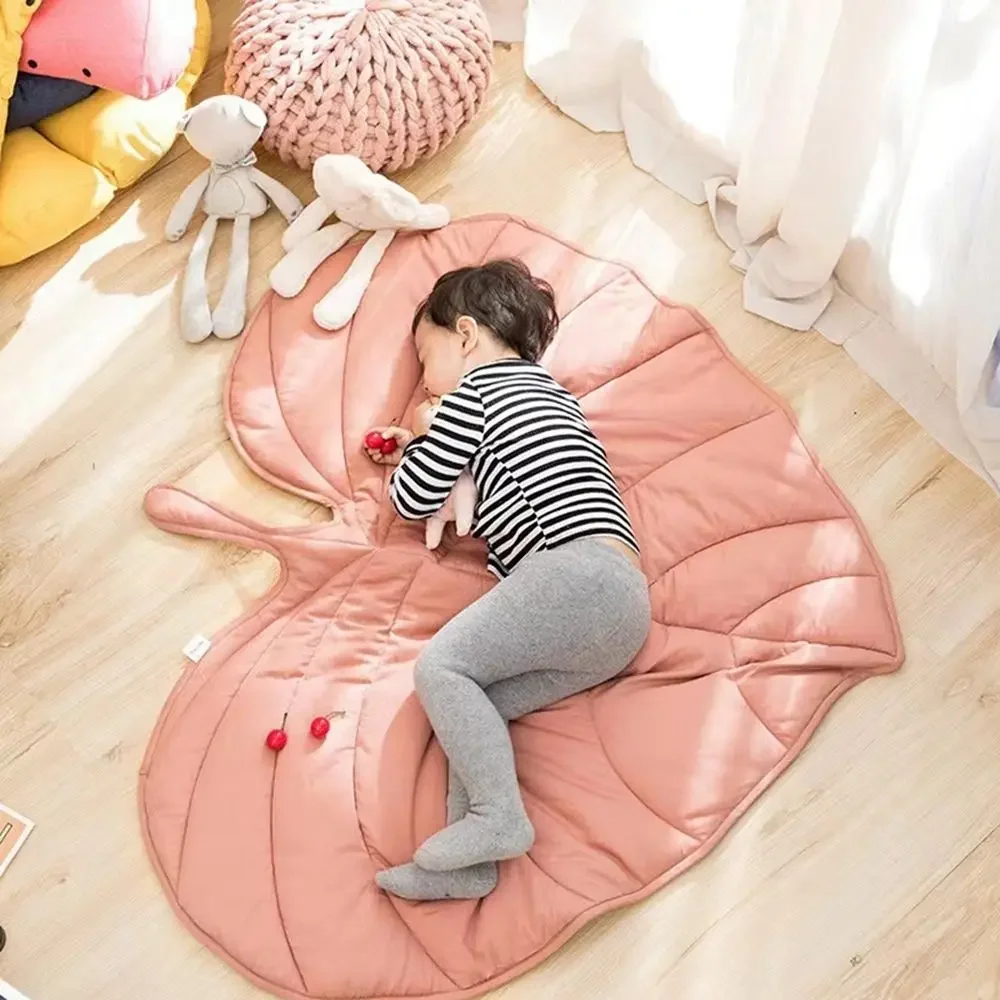 Summer Dog Mat Cat Carpet Breathable Sofa Pet Mat Creative Machine Washable Leaf Image Dog Sleeping Sofa Pet Supplies
