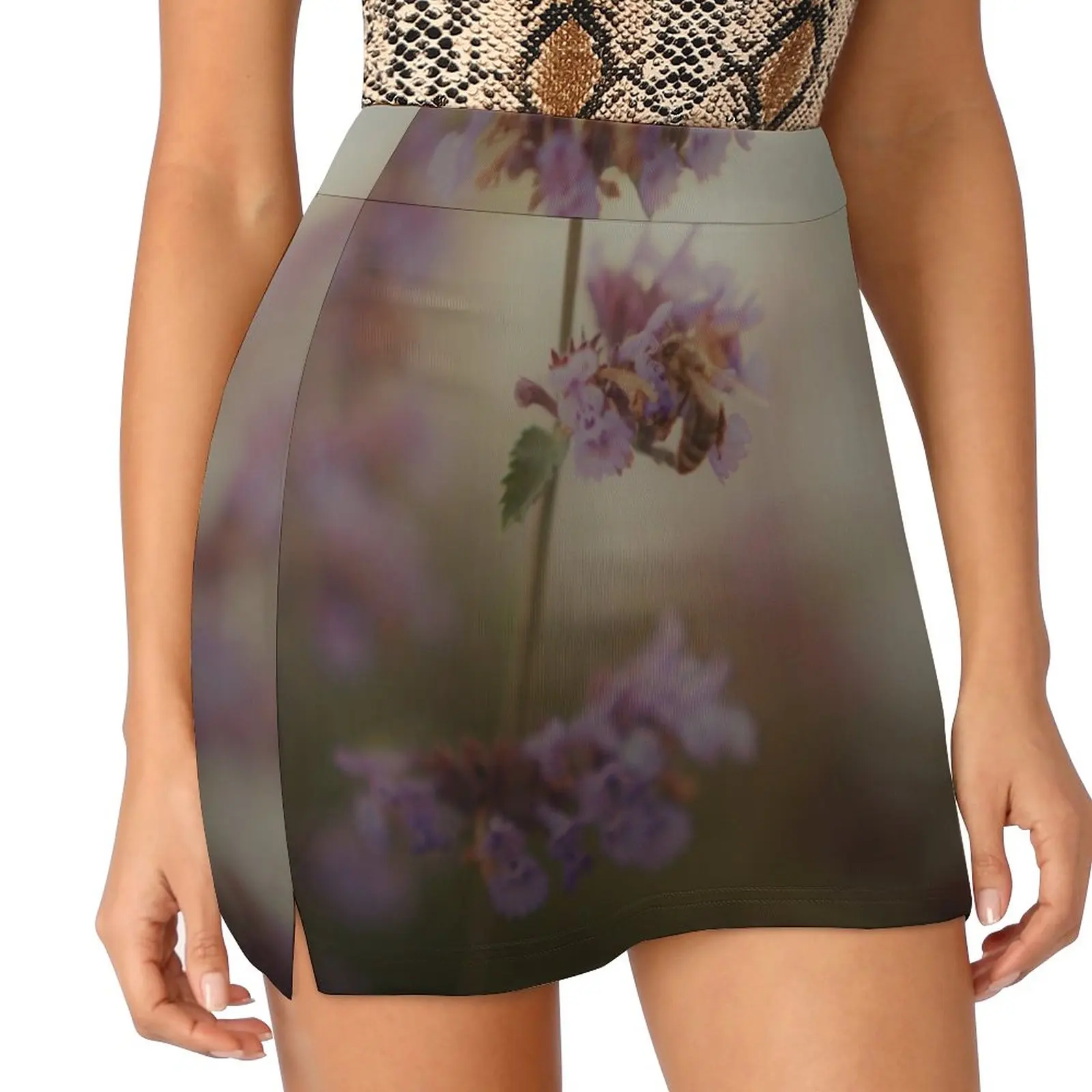 

Юбка-мини женская из мягкой искусственной кожи, лето 2024