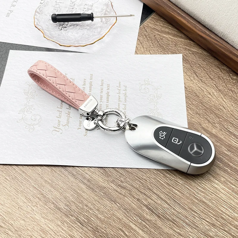 High quality sheepskin woven keychain, fashion car key pendant, hanging rope, trendy V-buckle