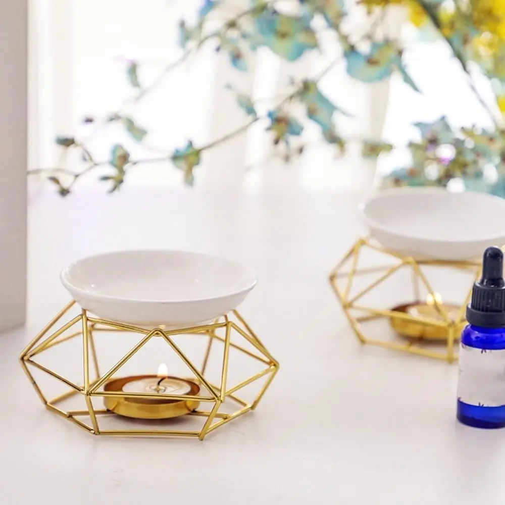 Candle Stand Gold Candle Holder Rhombus Shape Creative Aromatherapy Stove Romantic Elegant Tealight Holder Table Decorations