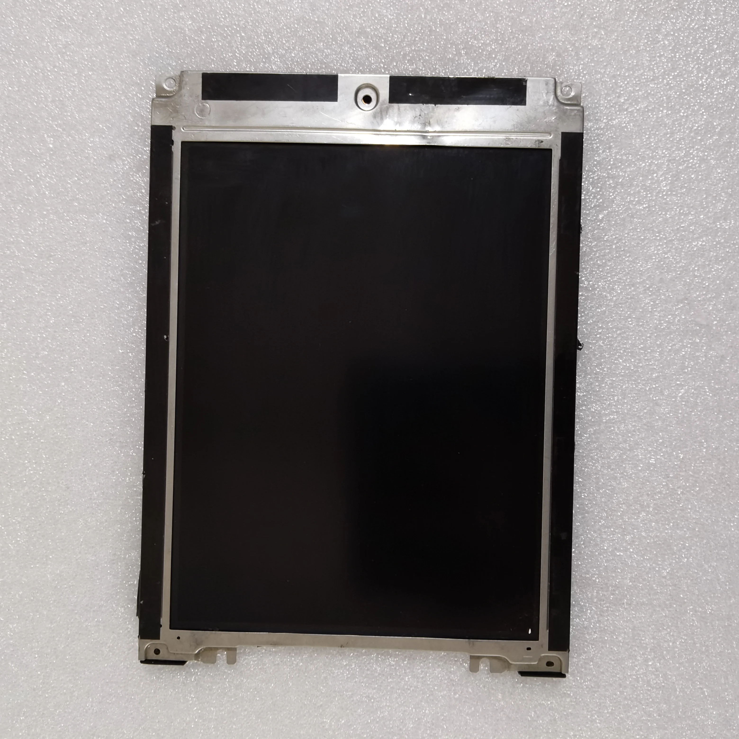 

Original 7.7'' LCD screen LM8V311