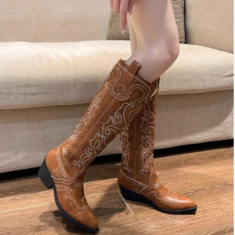 

Leather Knee High Knight Boots Embroidery Slip-On Women Botas Long Tube Ladies Shoes Chunky Heels Stiletto Toe Sapatos Feminino