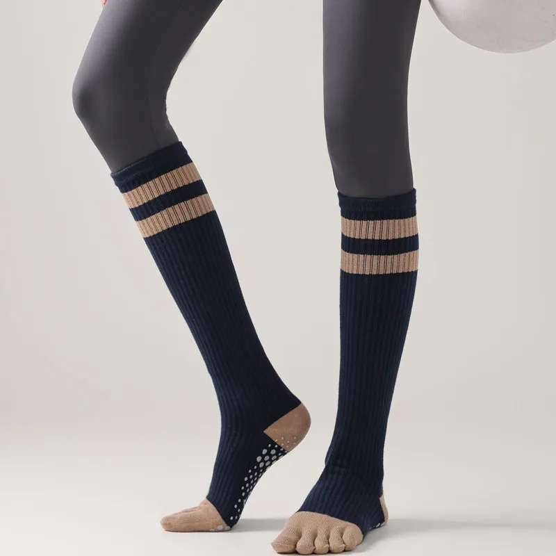 1 Paar Damen Anti-Rutsch-Pilates Fünf-Finger-Socken Frühling Herbst Professionelle Anti-Rutsch-Schwarz-Weiß-Streifen Fünf-Zehen-Silikon-Yoga – Detail 22