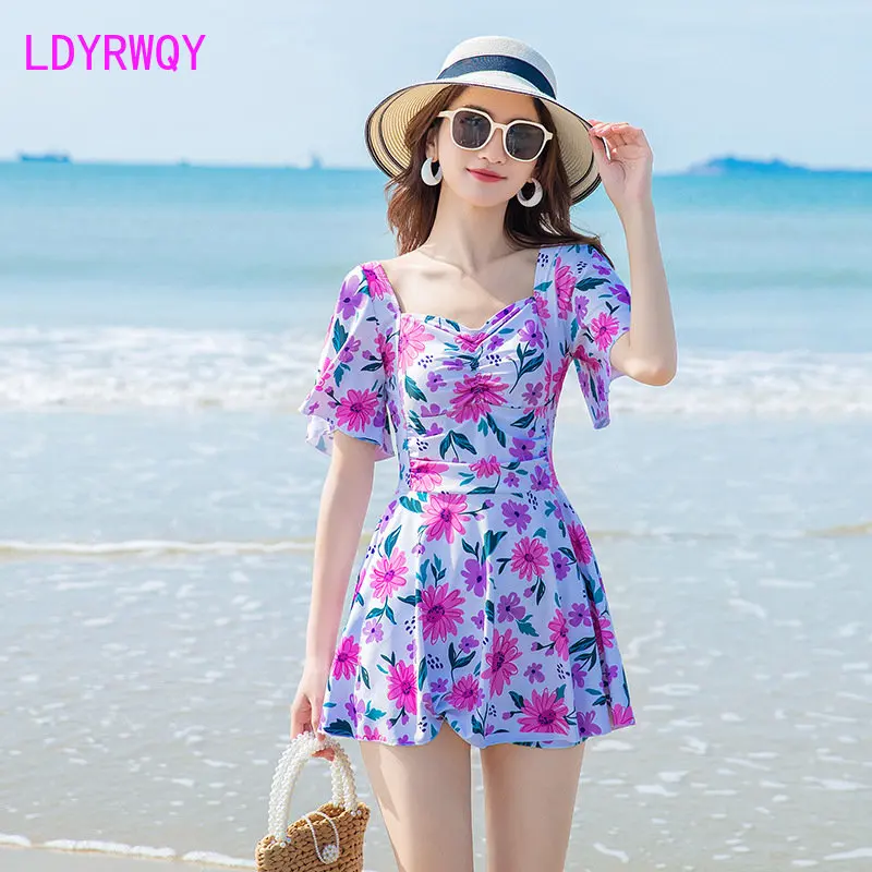 

2022 New Slim Skirt Swimwear with Shredded Flower Japanese Style Bikini