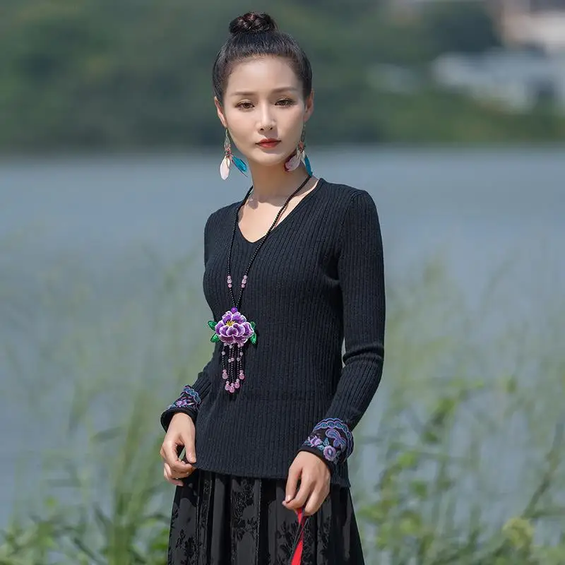 2022 Vintage Chinese Pullover Retro Women National Flower Embroidery