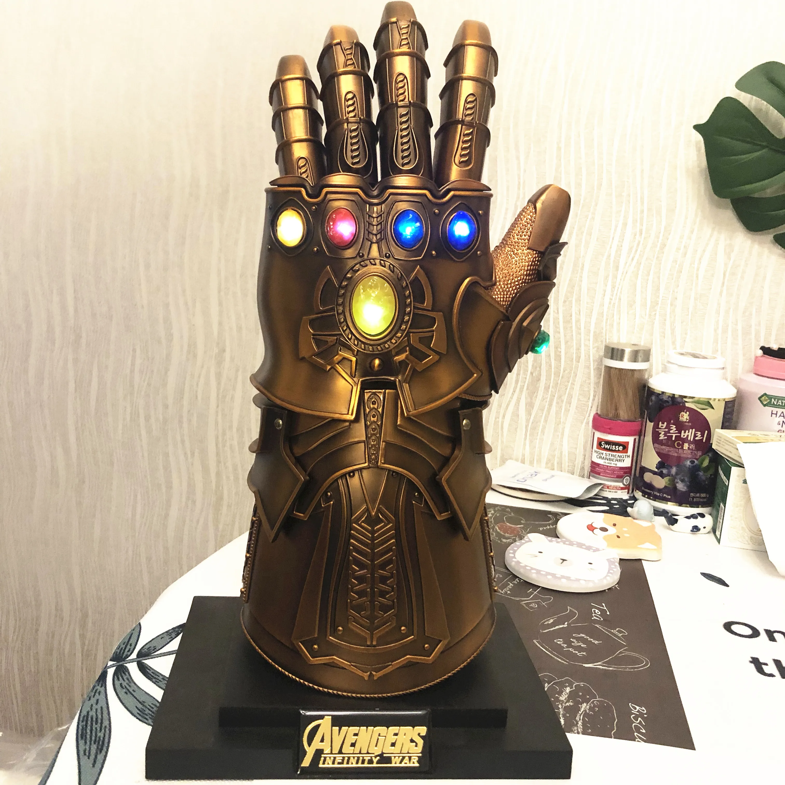 [Metal Made] Superhero Scala 1:1 Indossabile Full Metal Thanos Infinity Guanti Gauntlet Con Luce A Led Includono Supporto Giocattolo Cosplay
