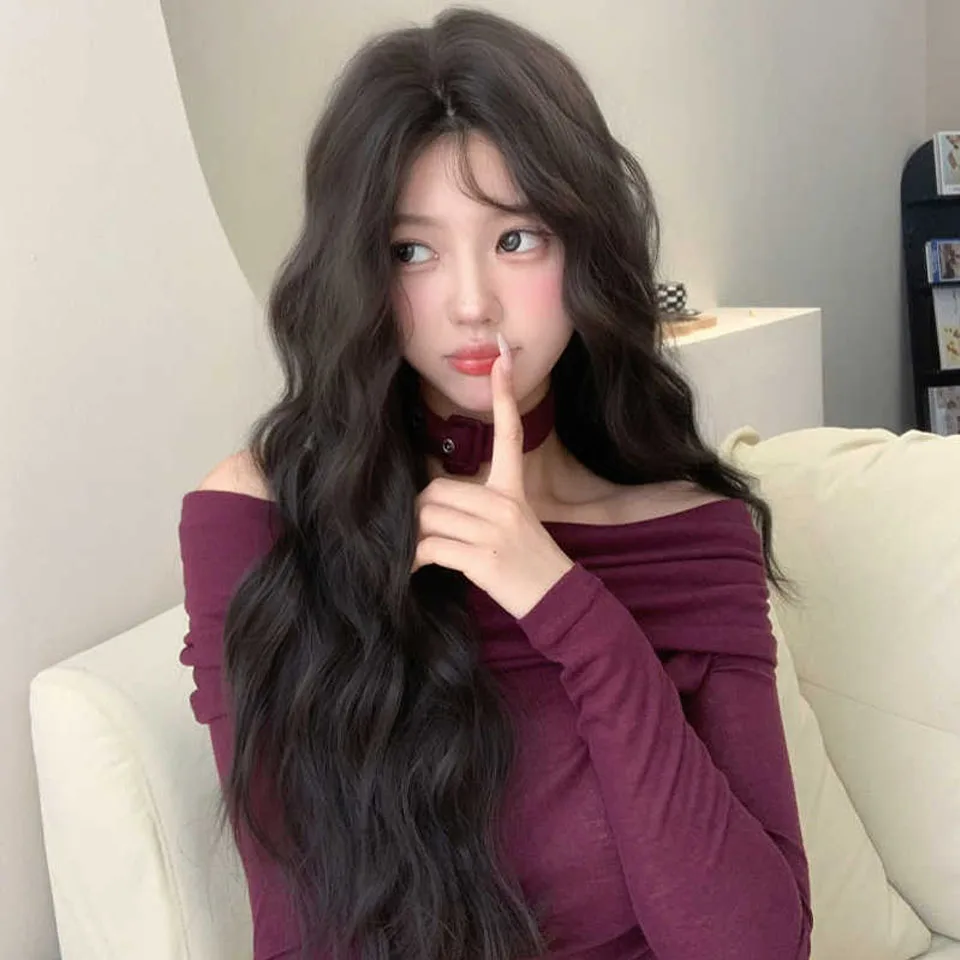 Black Synthetic Curly Wavy Wig for Women