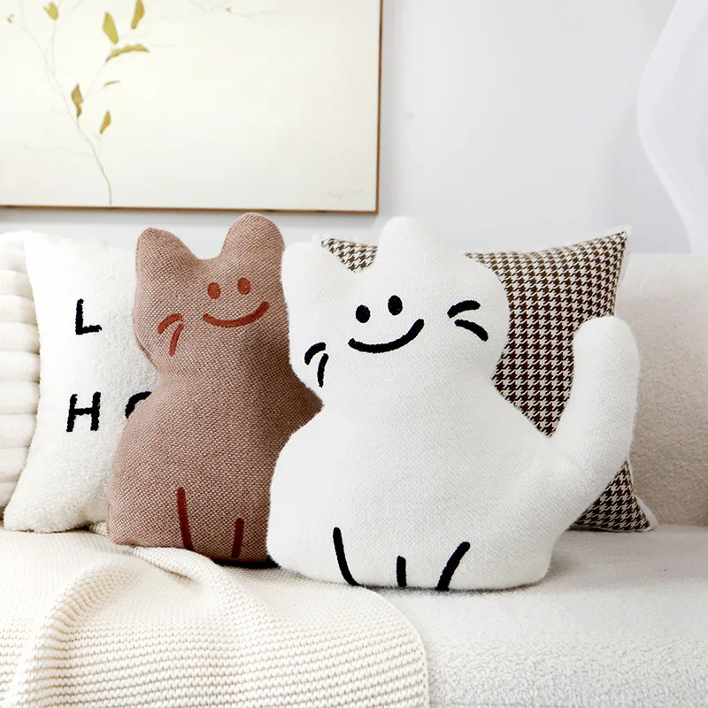 

Cute Kitten Design kids Cushion,Foolish Cat Decoration Cushion, Newborn Photographic Props,Baby crib bumper with insert