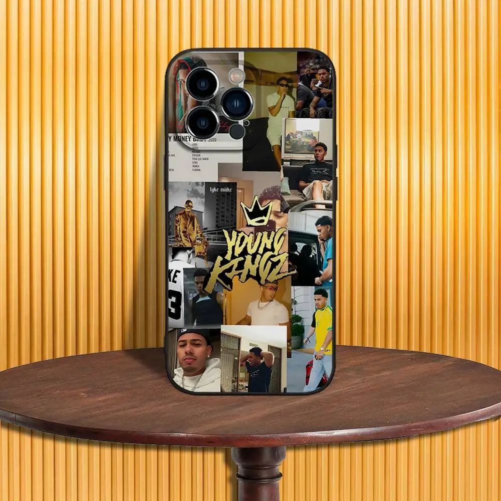 Sleek Black Soft Phone Case – Premium Protection with Modern Design