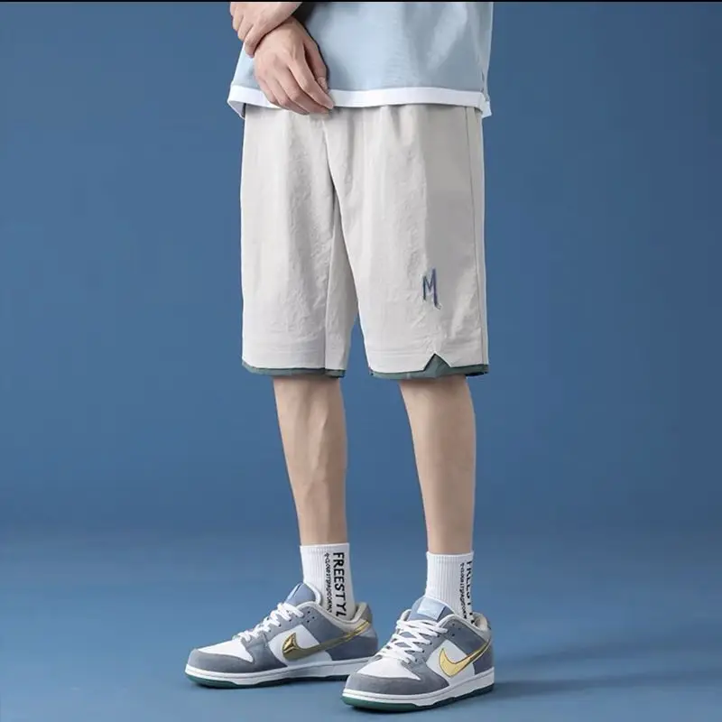 2024 Men Summer Thin Style Ice Shreds Slim Comfortable Ice Shreds Casual Contrasting Colors Motion Straight Cylinder Shorts 3
