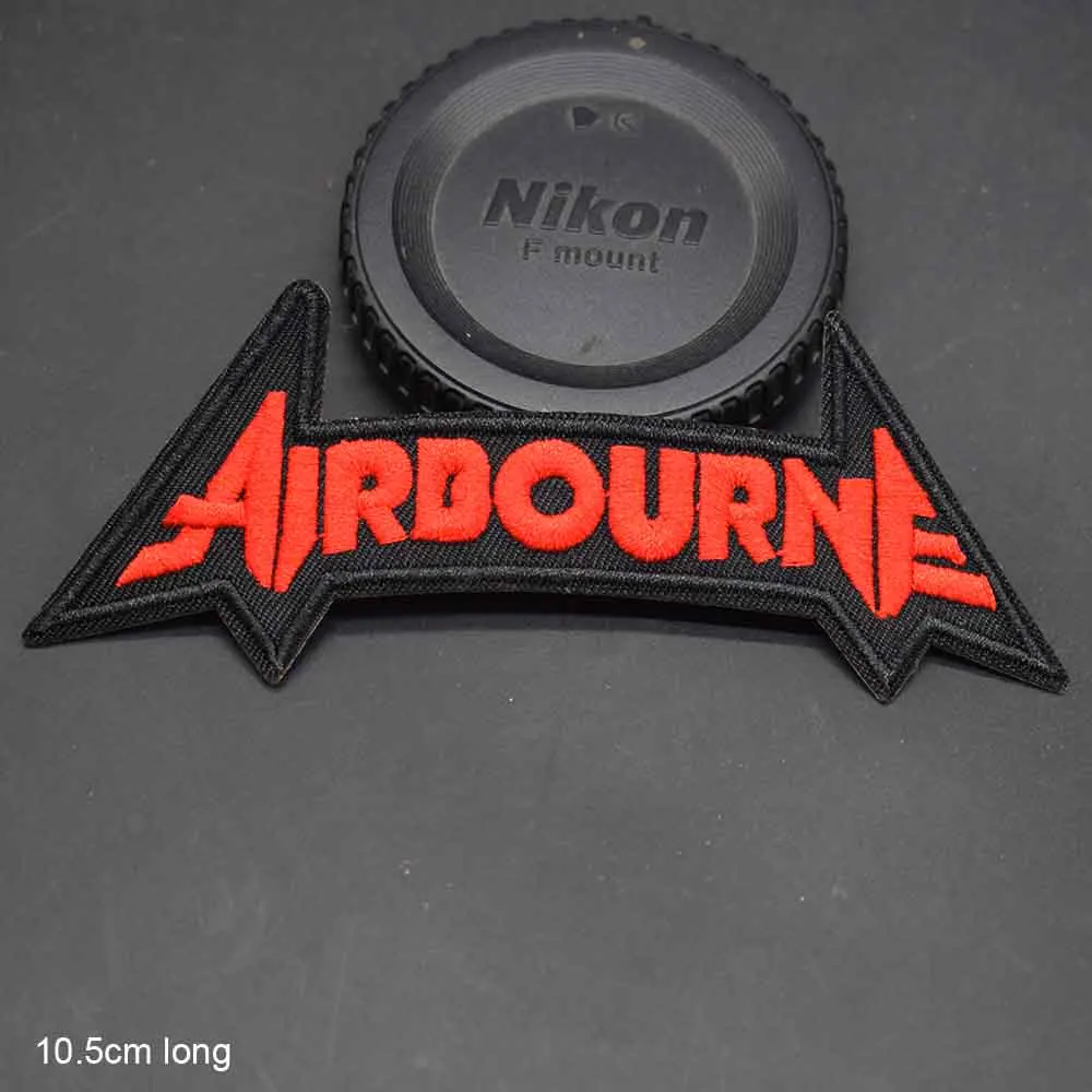 Rote Buchstaben Airborne Air Pilot Thema Eisen auf Bucht Gute bestickte Stoff Patch für Rucksack Mann Jungen Kleidung Großhandel