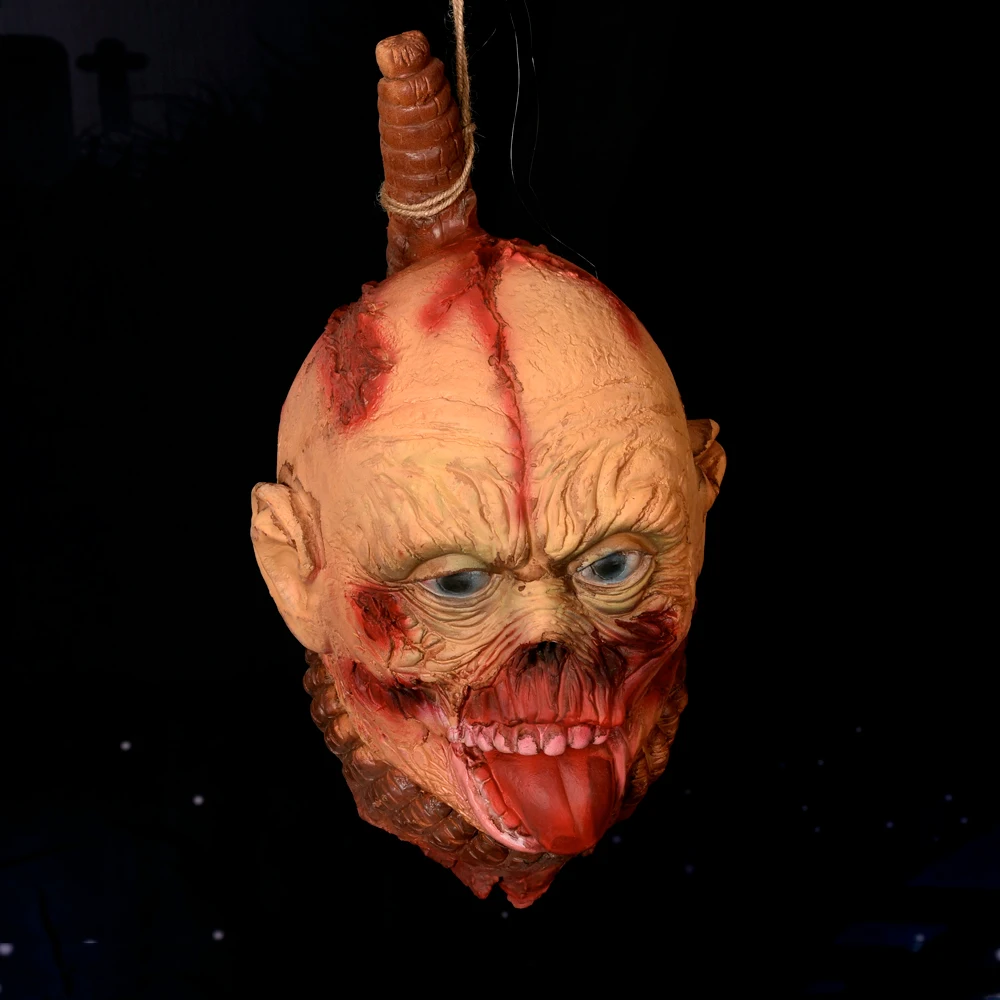 

Halloween Dummy Corpse Head Prop Spooky Hanging Decapitated Zombie Head Latex Toy for Secret Room Haunted House Party Decoration