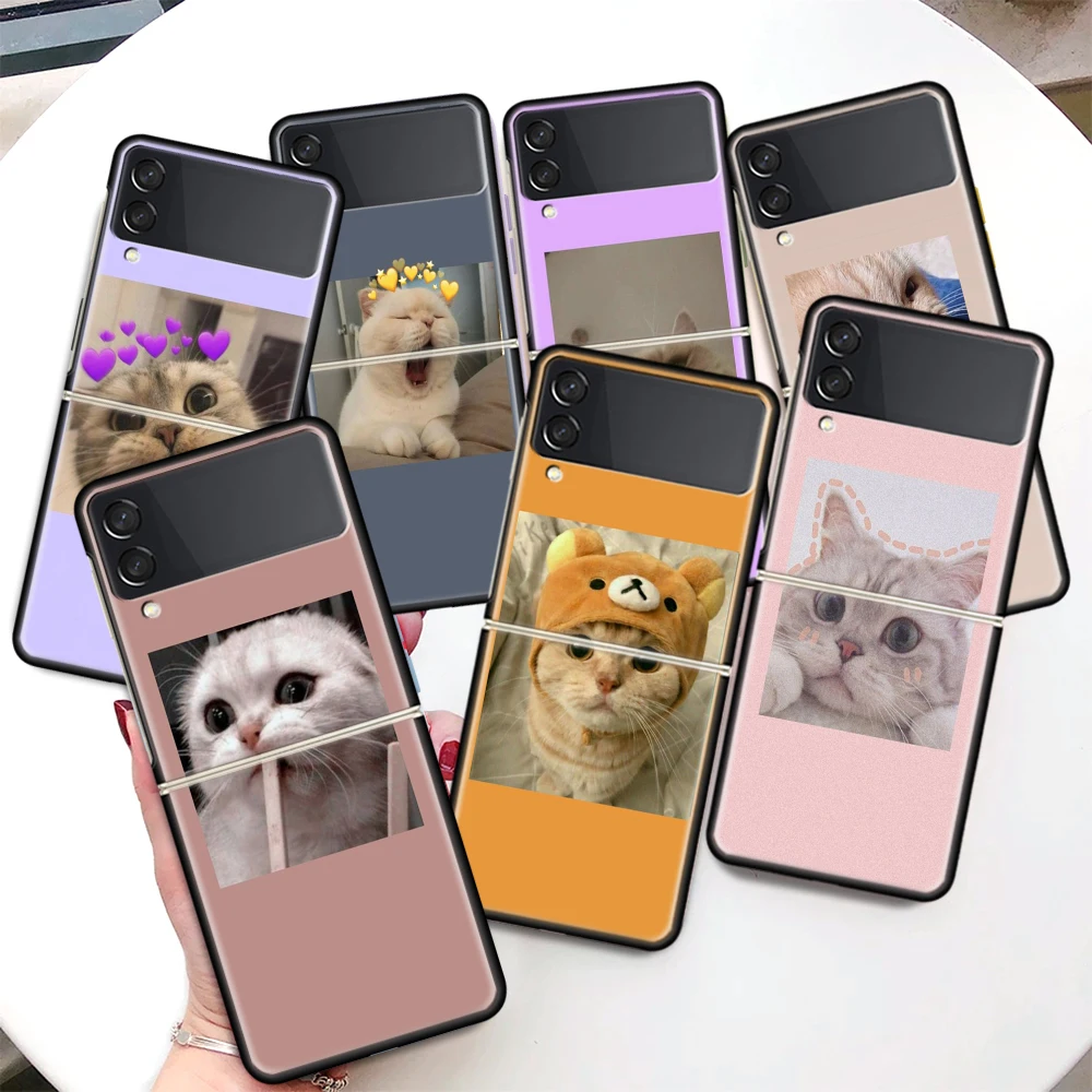 Super Lovely Cat Kitten Cute Funny Coque Phone Case Per Samsung Galaxy Z Flip 4 3 5G Black Hard Cover Zflip 3 4 Luxury Shockproo