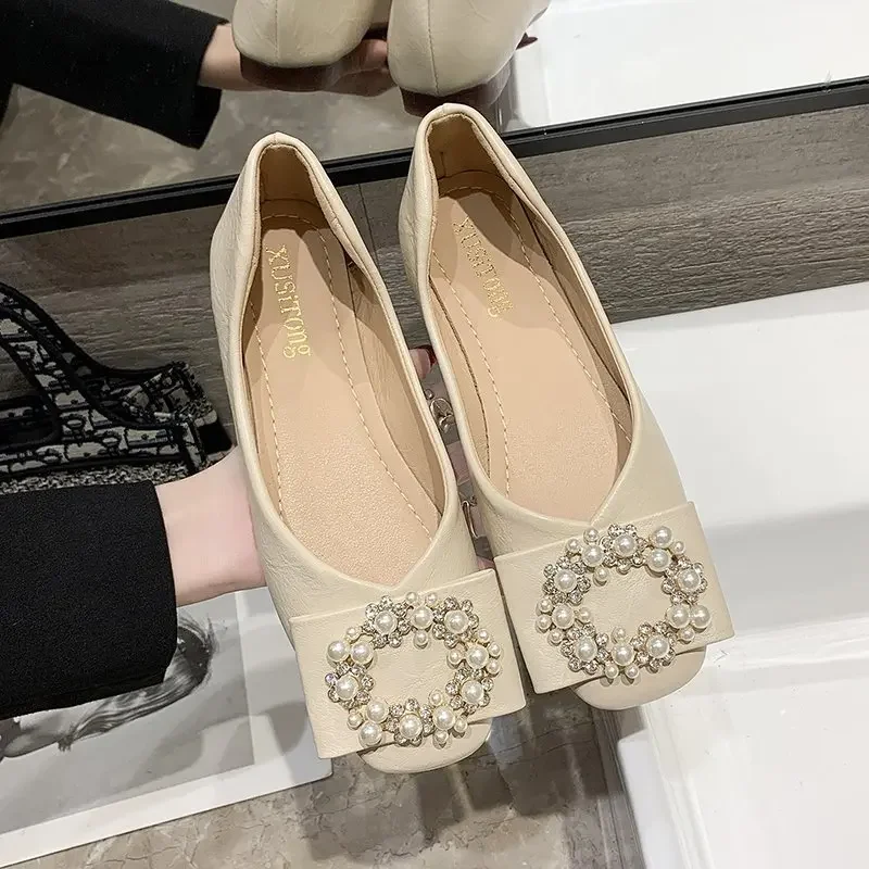 

Туфли женские на мягкой подошве, удобные туфли на плоской подошве, мягкие кожаные туфли с жемчугом, новая модель весна-лето 2024