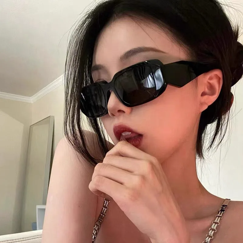 Lunette fashion Retro Square Shades Sunglasses Women 2025