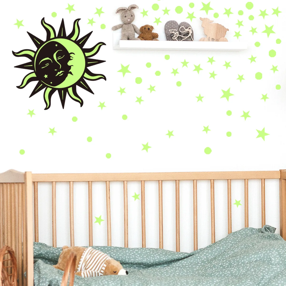 Luminous Moon Stars Wall Stickers for Kids room Bedroom Decor Glow in the dark Earth Wall Decals Noctilucent Stickers Home Decor