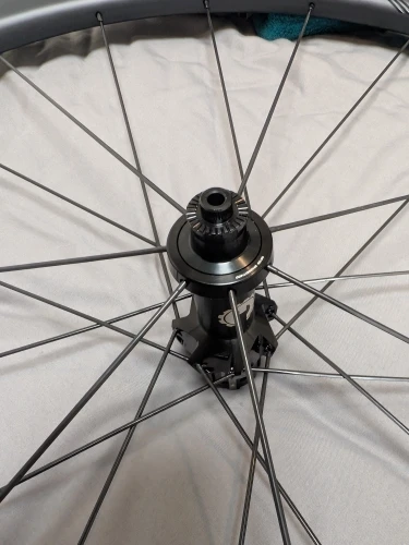 ELITEWHEELS EDGE カーボンリムブレーキロードホイールセット超軽量