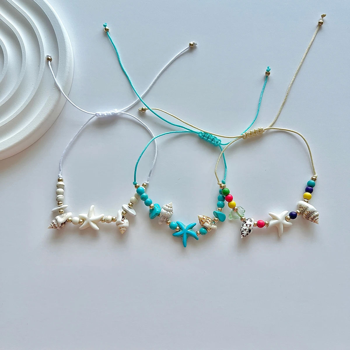 The Malibu Reef Adjustable Shell Bracelets Sa4fe8f09da324205846c15f2a826153aV